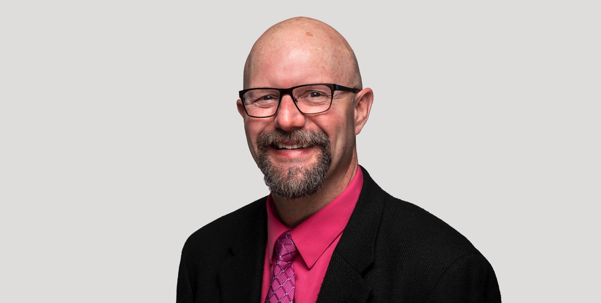 A portrait of Mark Brewer