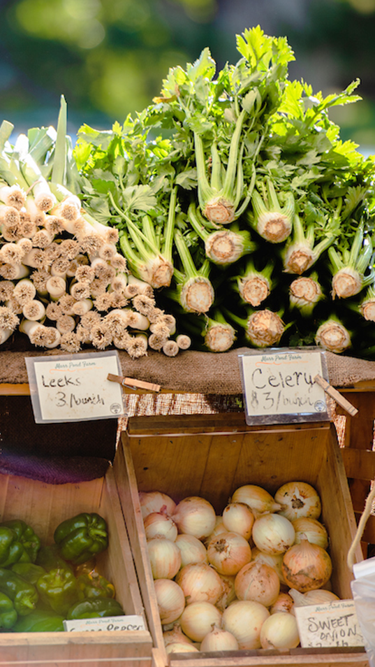 A photo of vegetables at the farmers market