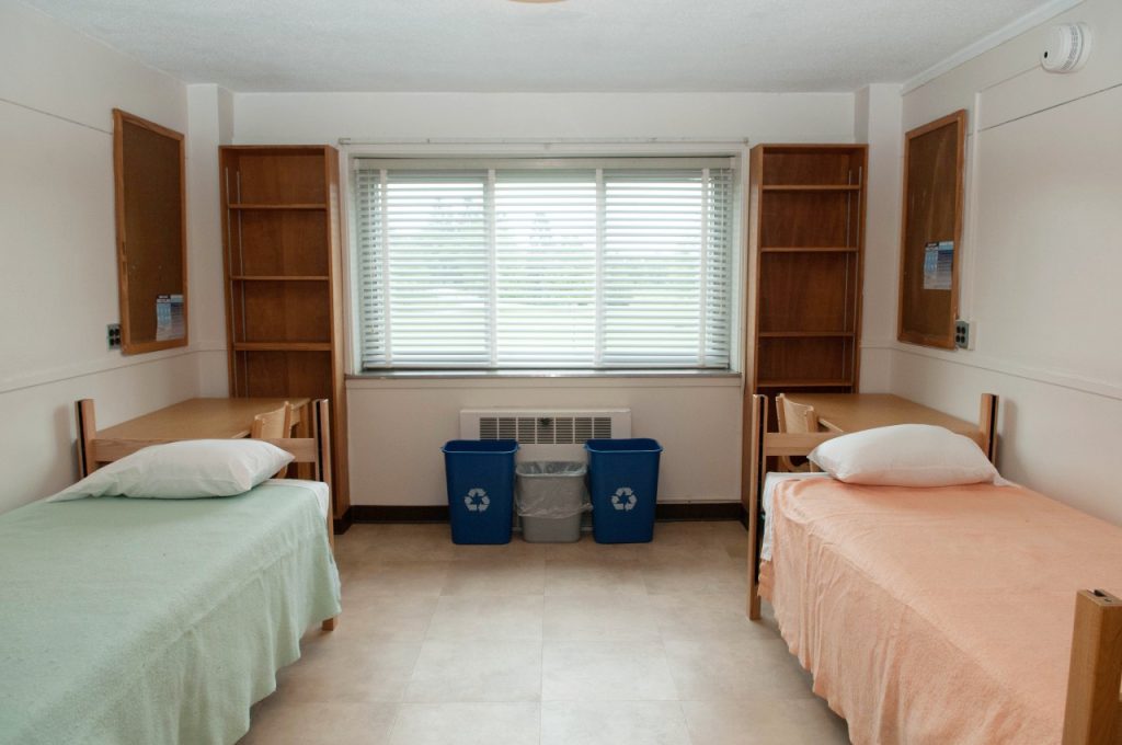 Penobscot Hall double room facing window