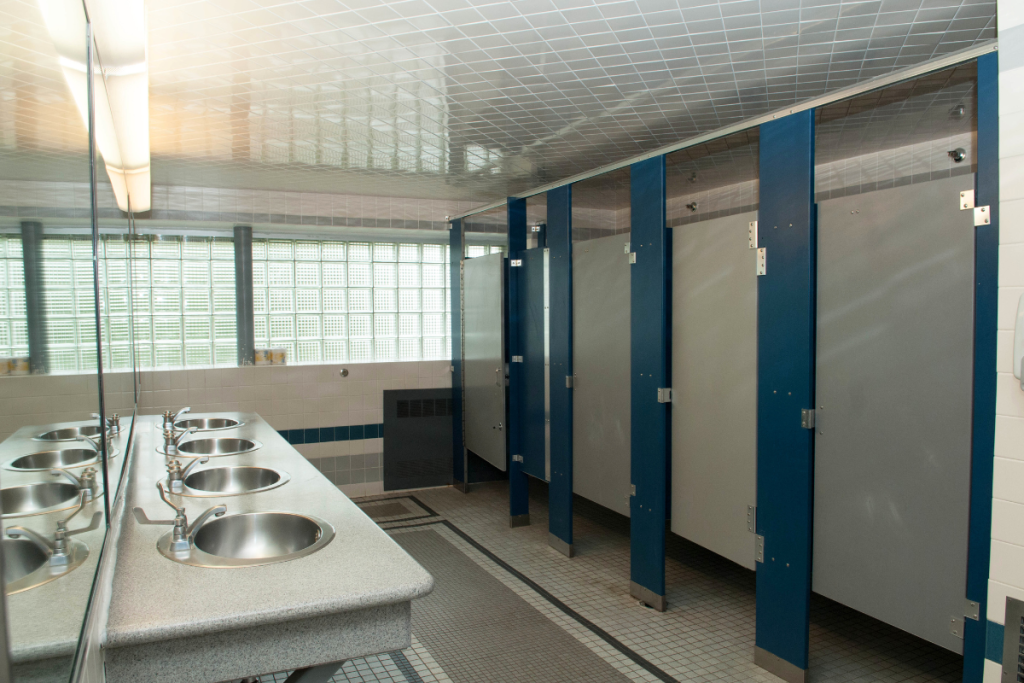Gannet Hall bathroom stalls & sinks