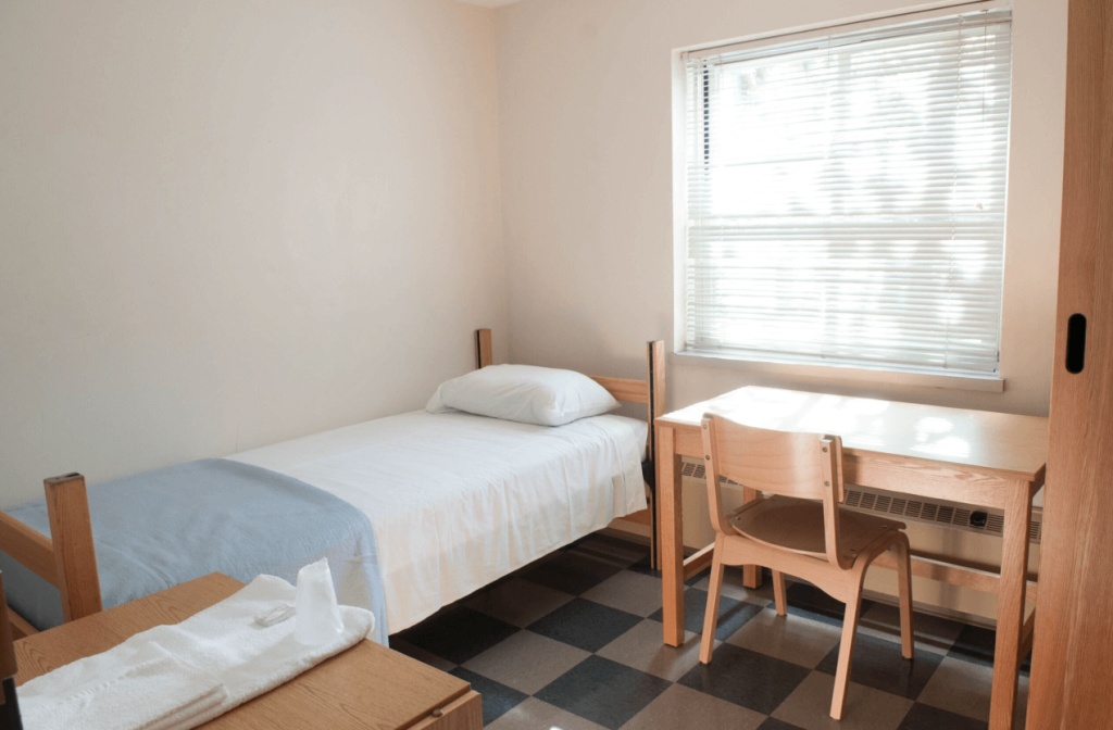 single room in DTAV