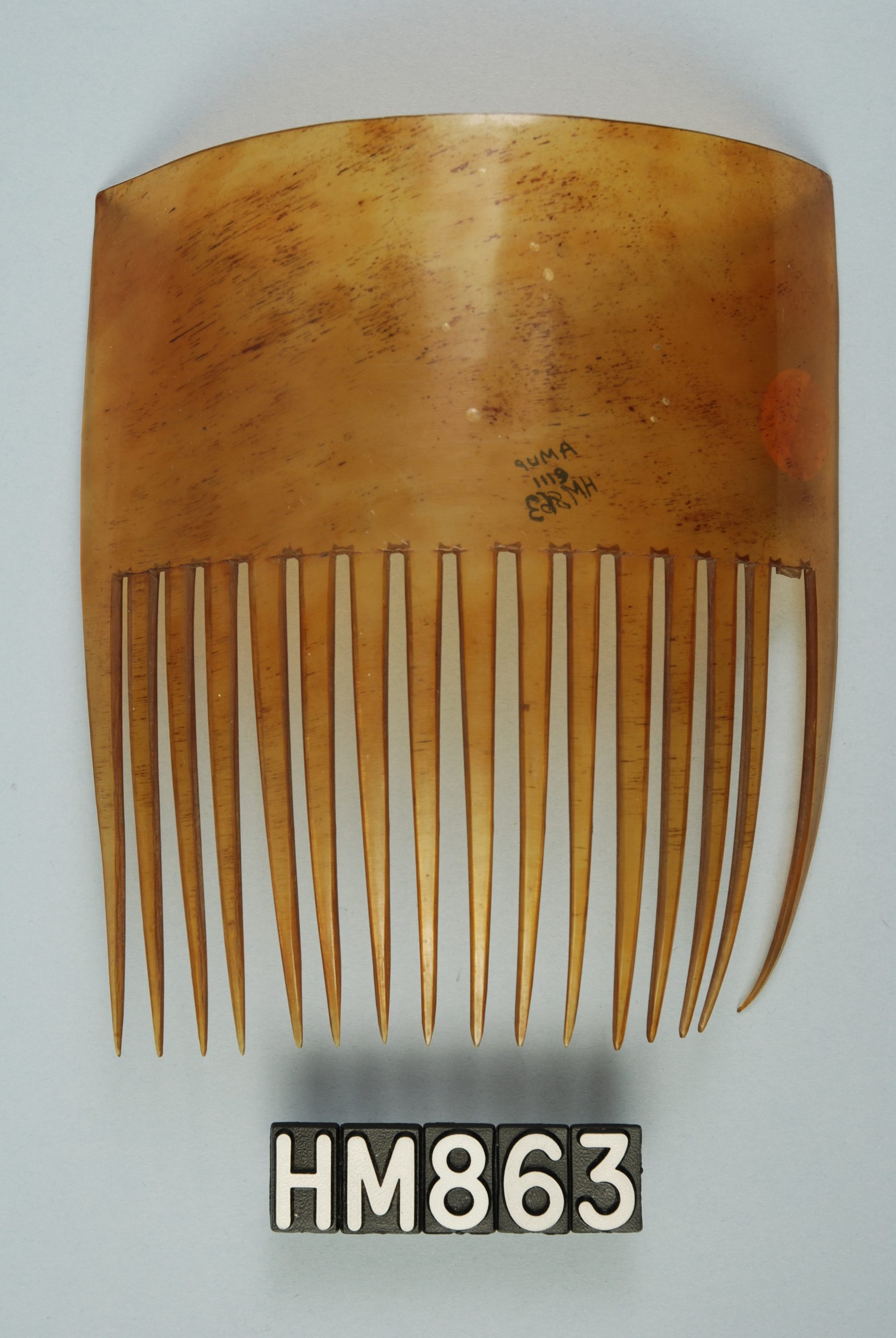 Image of tortoiseshell comb