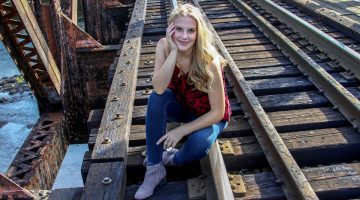 A photo of Lynn Dwelley