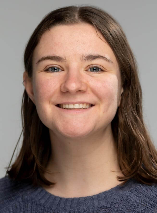 A portrait of Zoe Pavlik