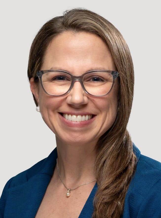 A portrait of Melissa Maginnis