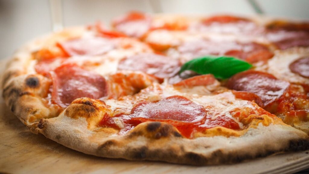 Picture of a whole cooked pizza