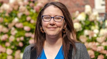 Laura Jackson Headshot