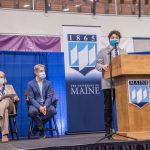 Photo Receiving award Student Symposium 2022 award ceremony