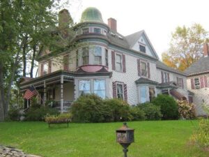 Grand Victoria Inn, Bethel