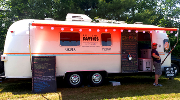 Rolling Fatties Food Truck
